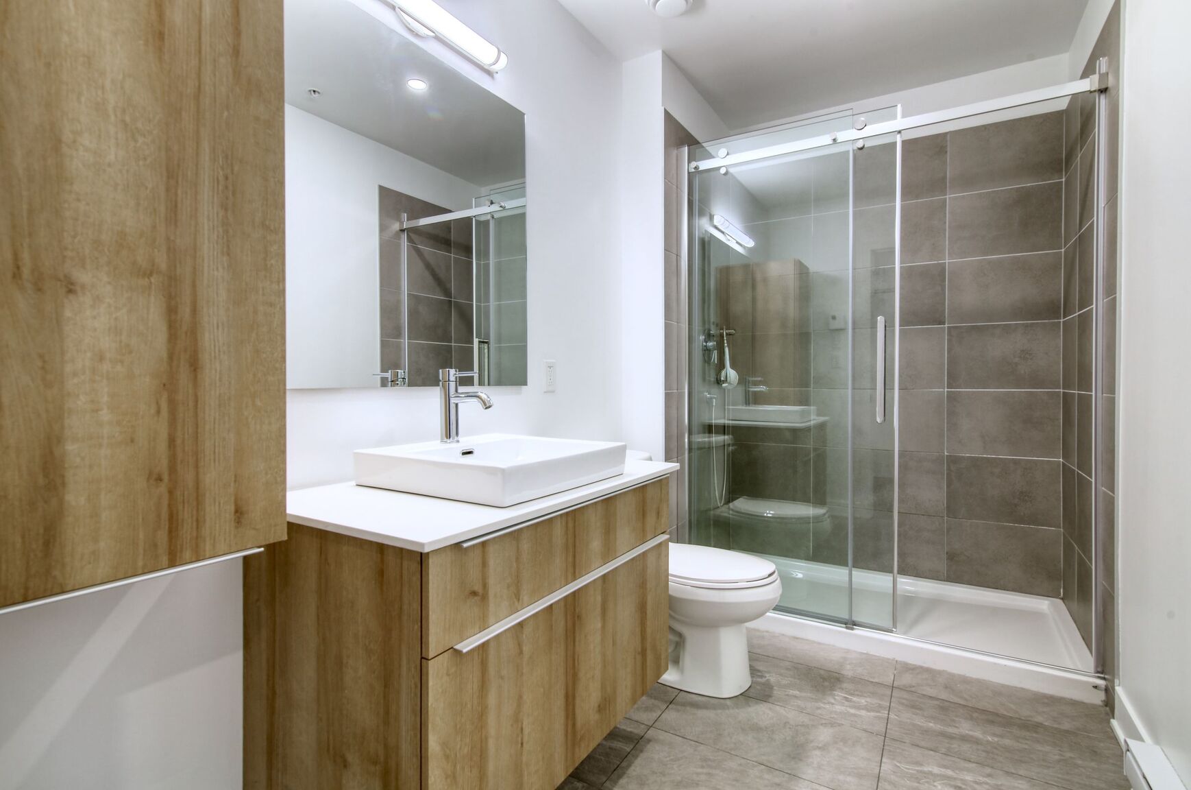 9675 Papineau - Photo 45