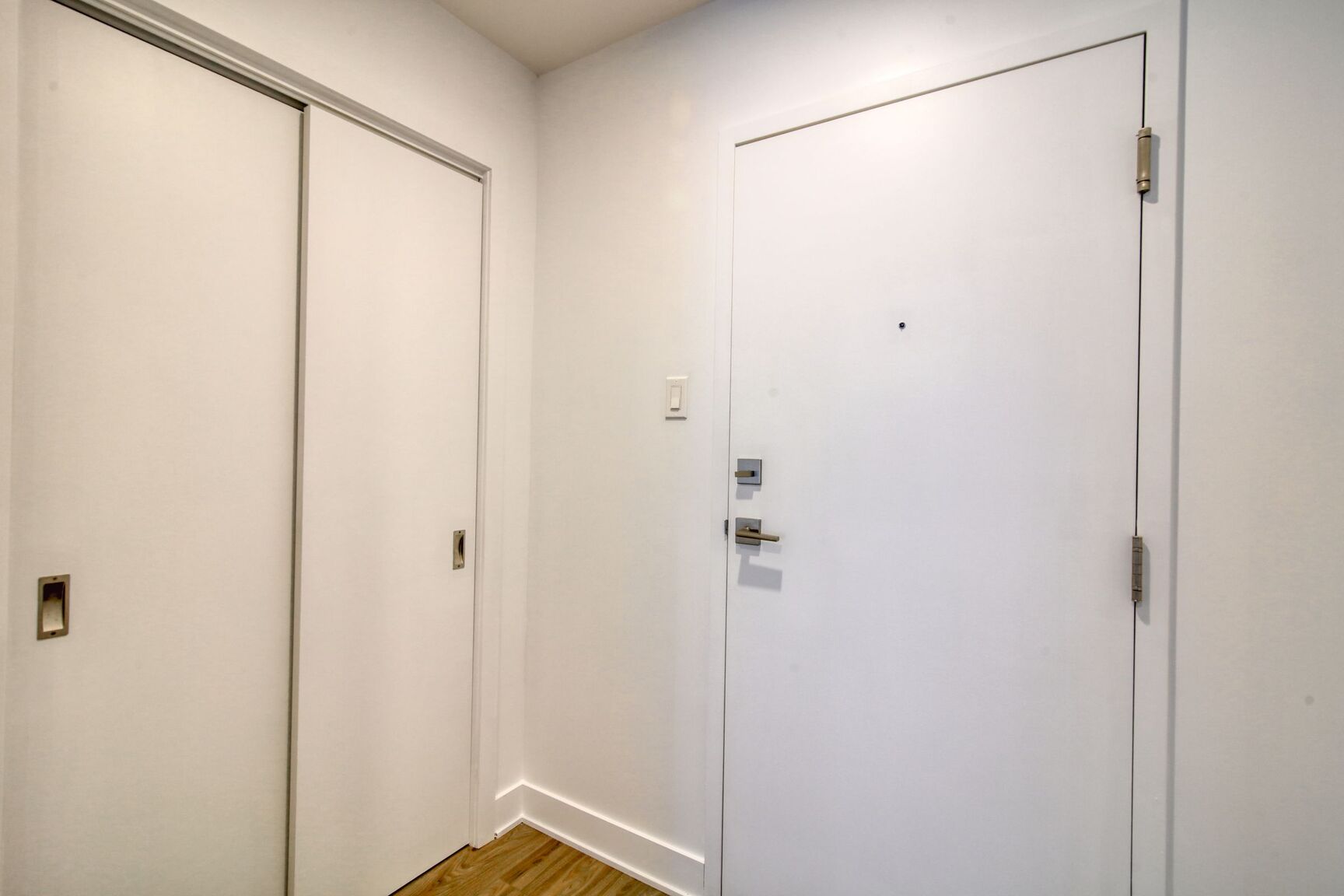 9675 Papineau - Photo 48