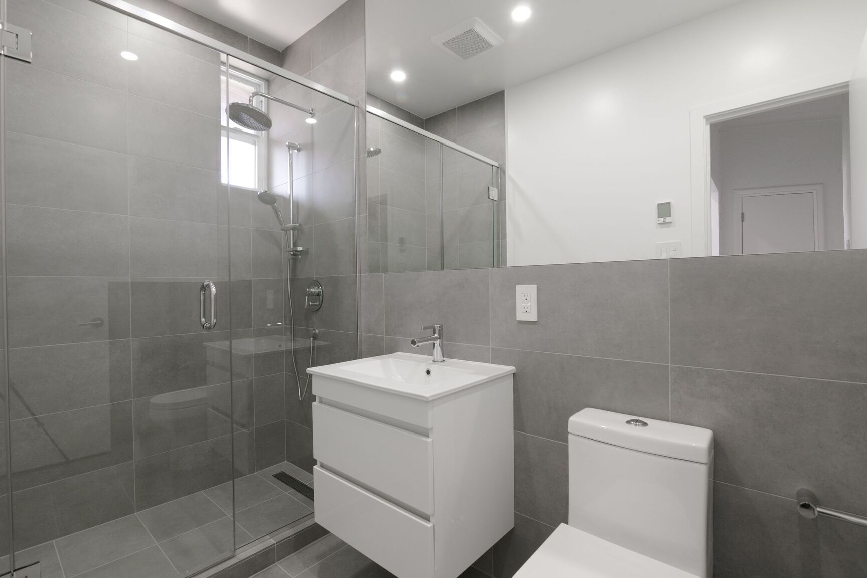 4870 Queen Mary Road - Photo 63