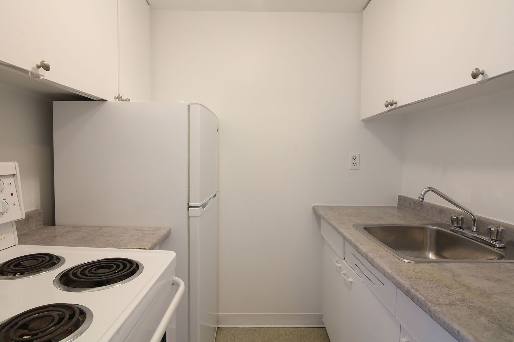 3455 Aylmer - Photo 37
