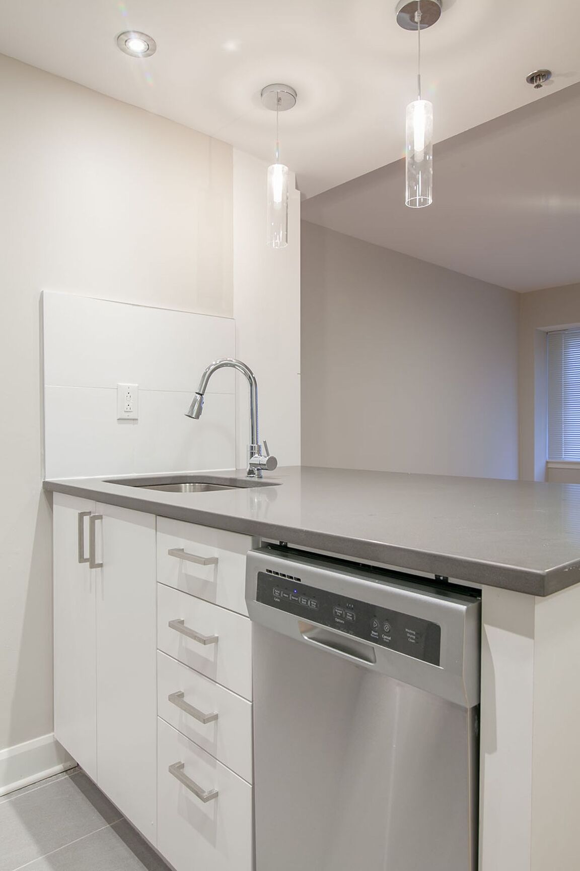 3455 Aylmer - Photo 49