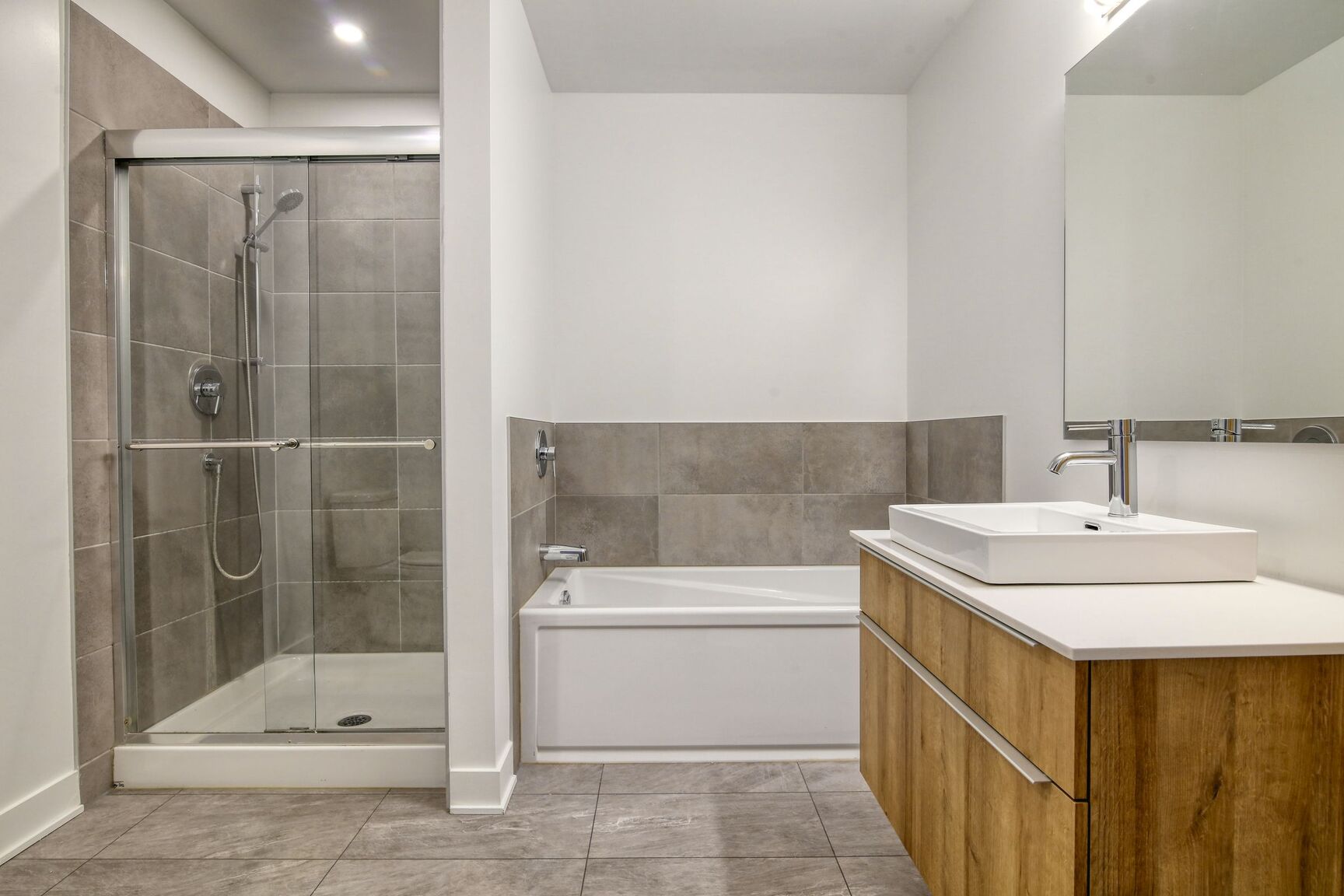 9675 Papineau - Photo 87