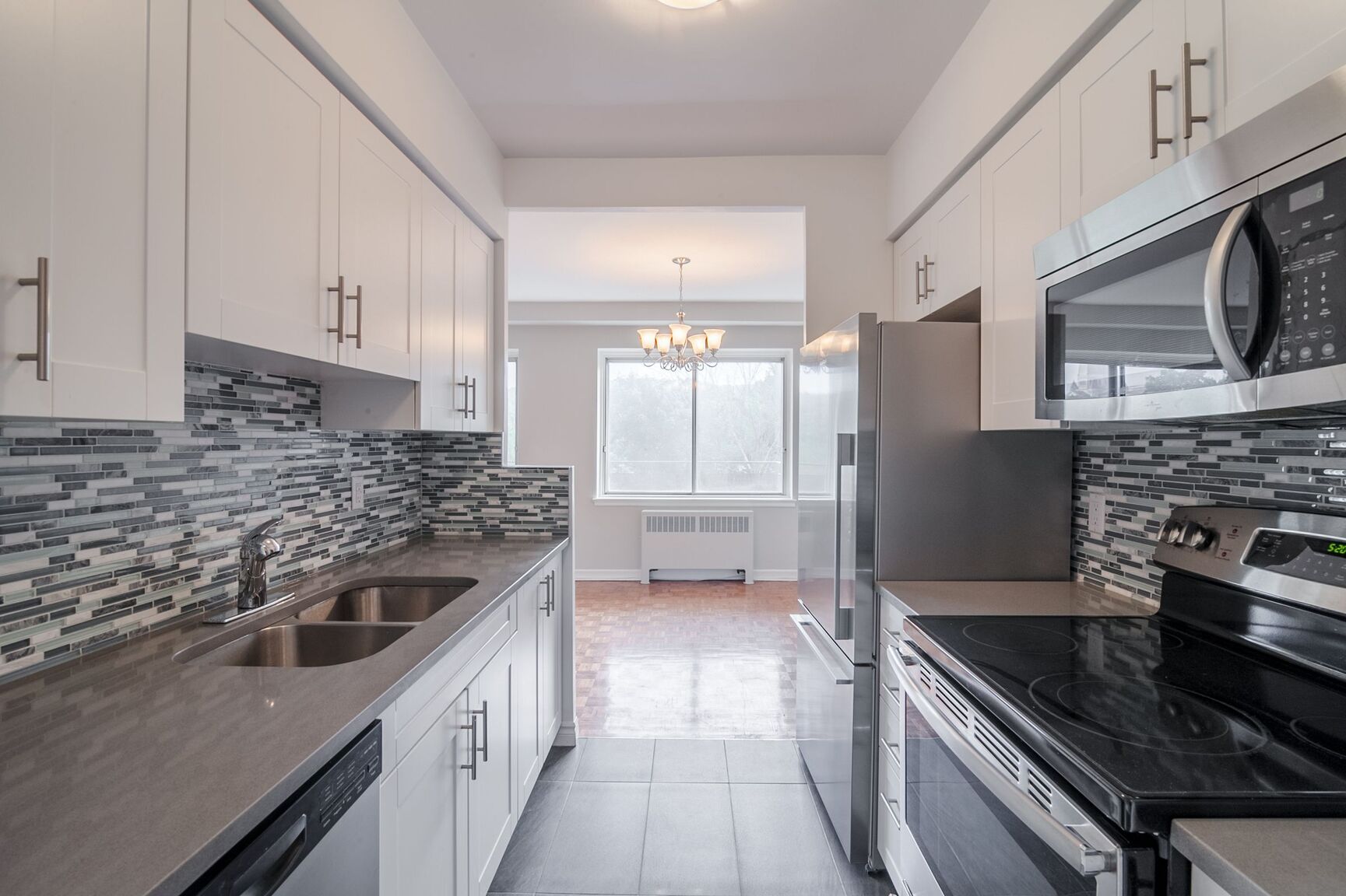 4555 Bonavista Avenue - Photo 149