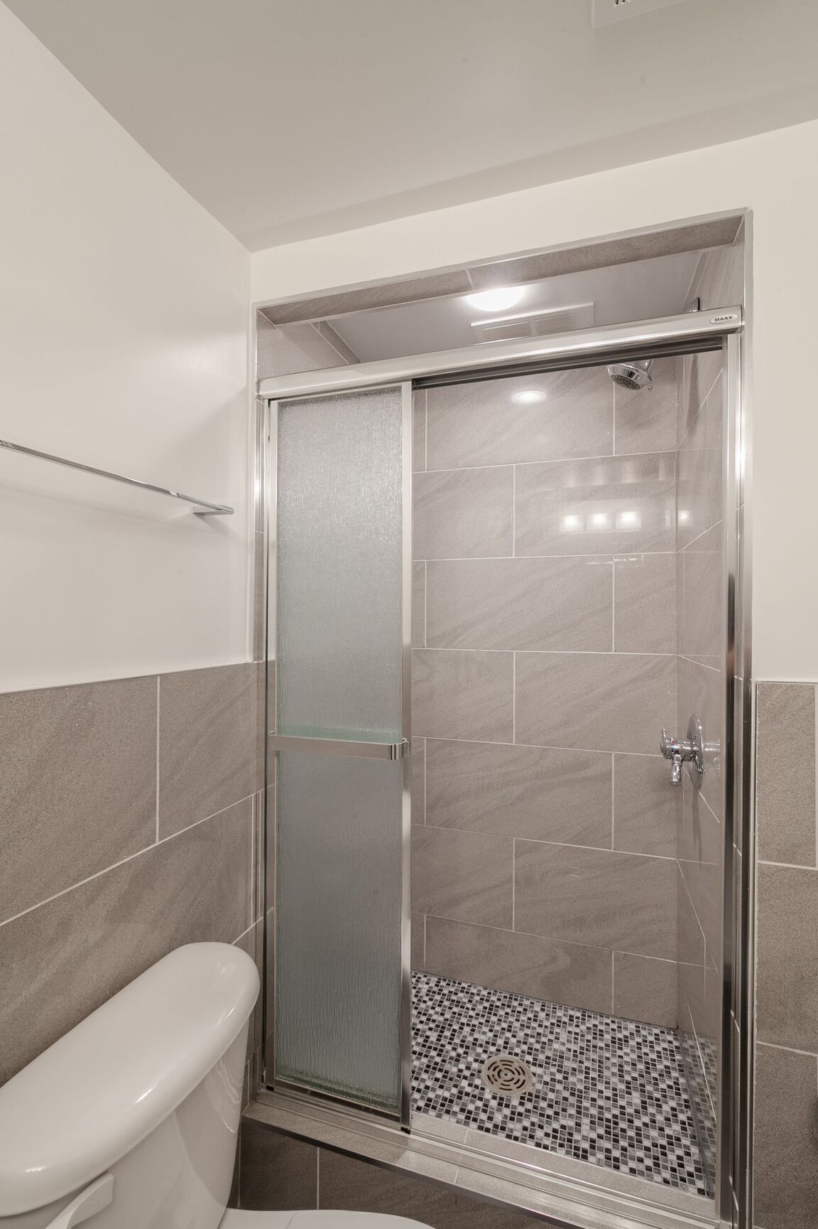 4555 Bonavista Avenue - Photo 268