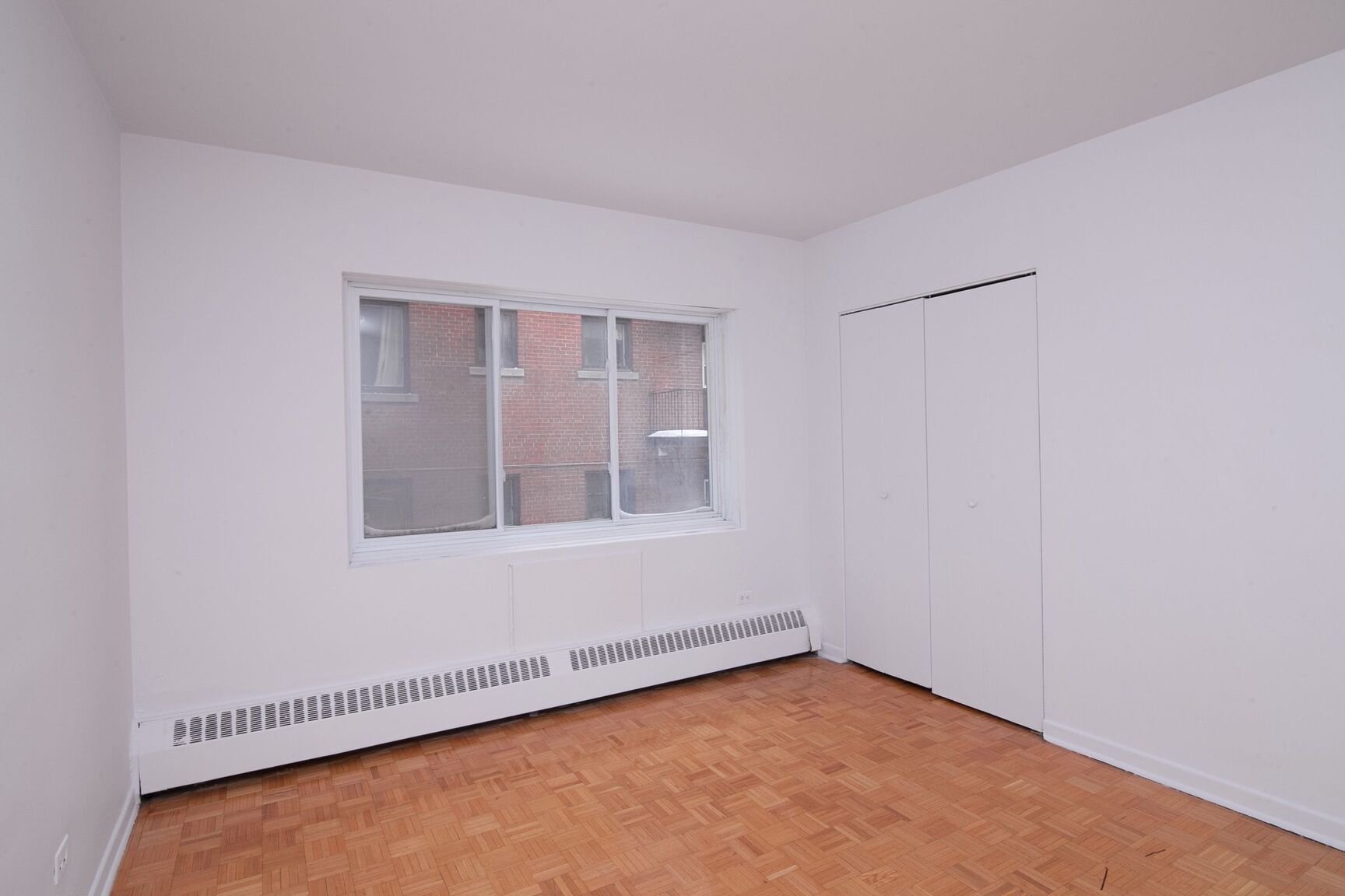 2400 Van Horne Street - Photo 22