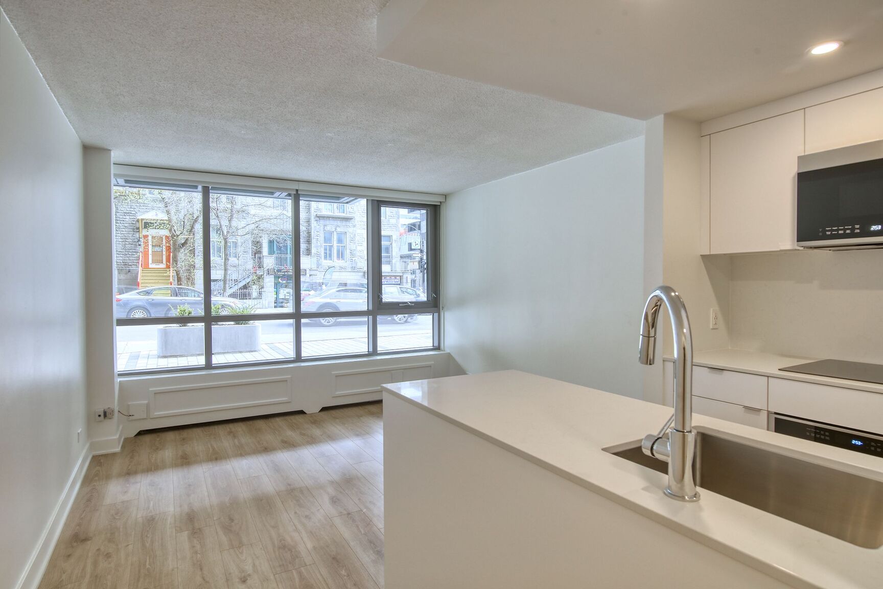 1975 de Maisonneuve - Photo 3