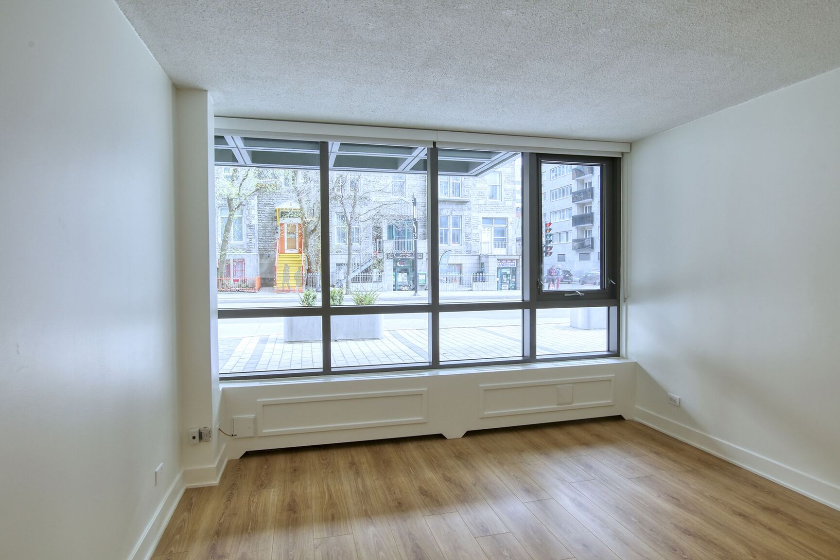 1975 de Maisonneuve - Photo 6