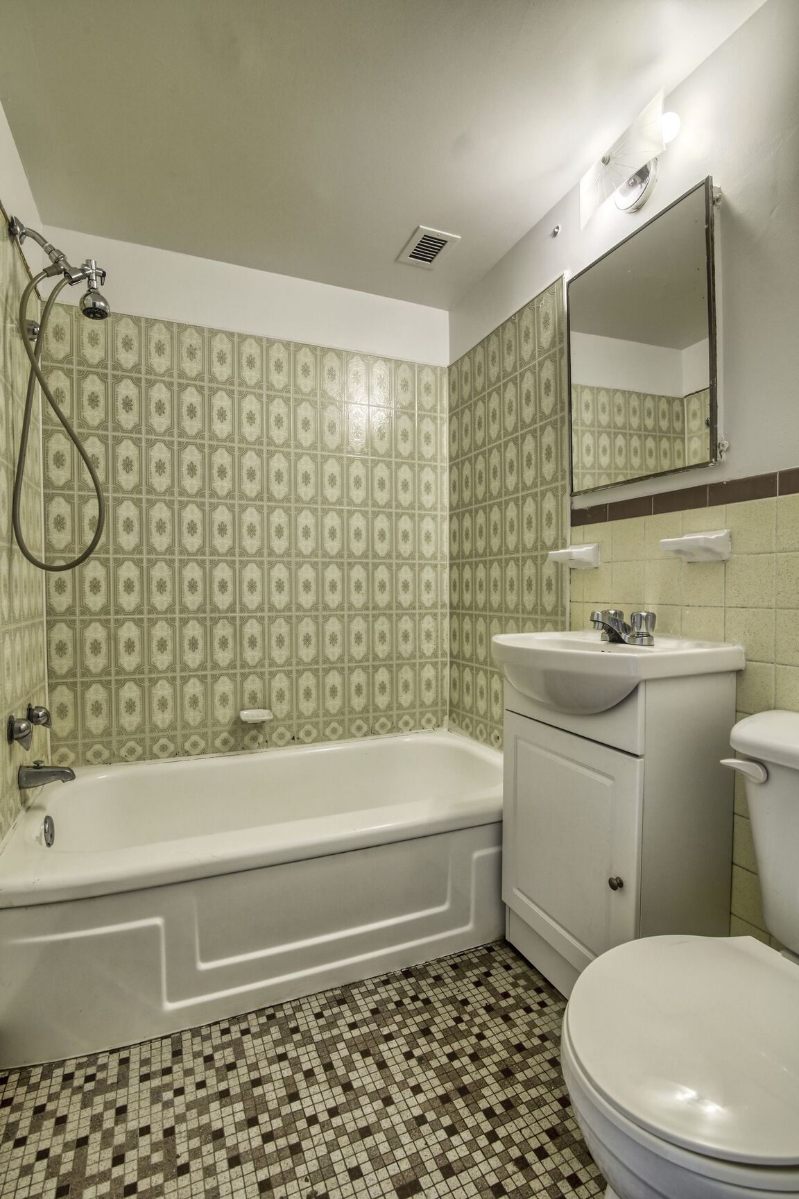 3455 Aylmer - Photo 96