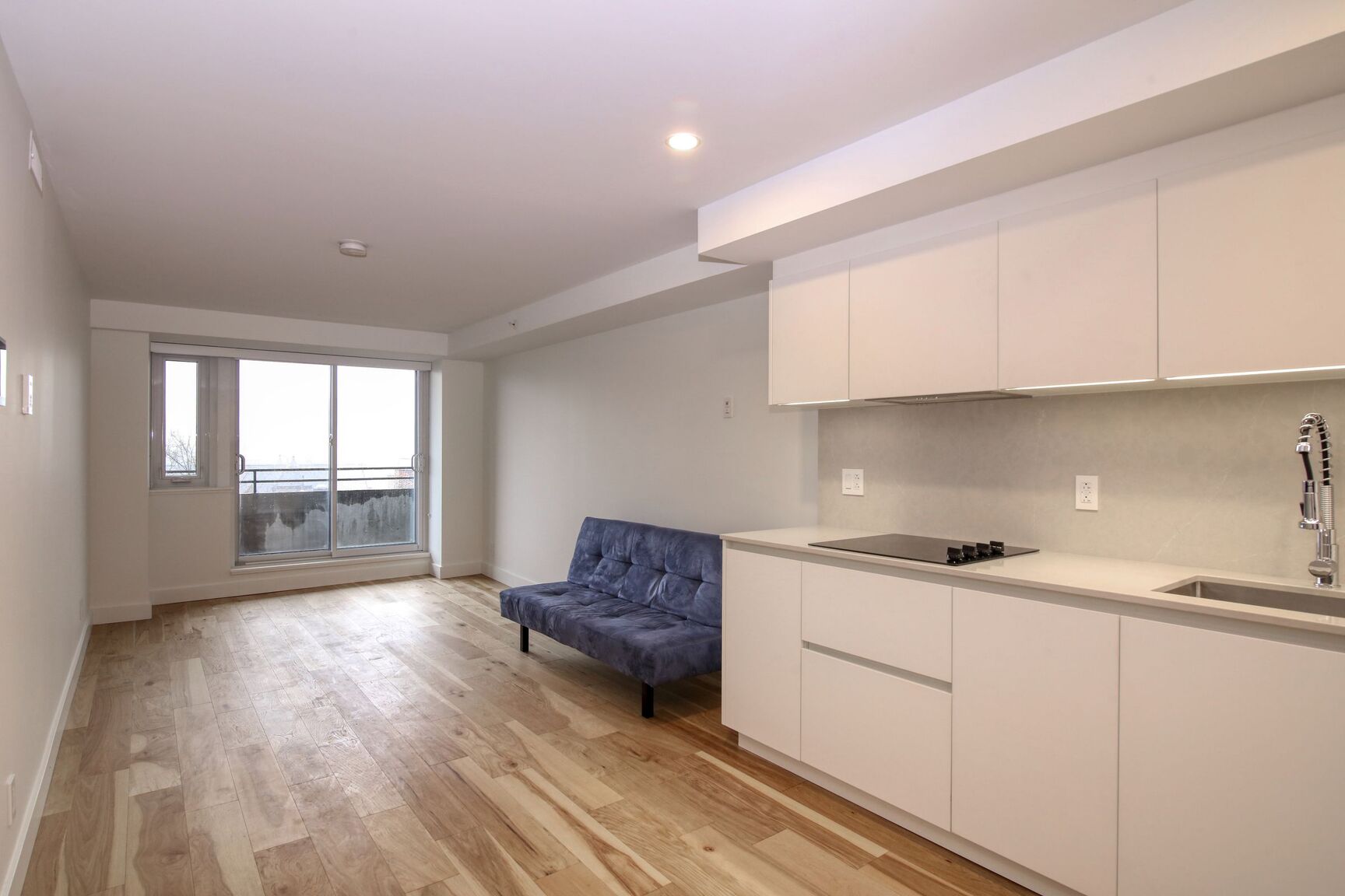 3460 Peel Street - Photo 3
