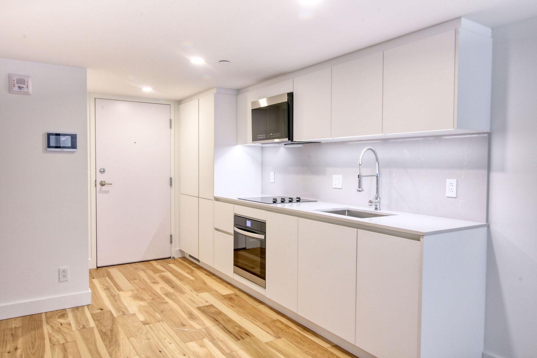 3460 Peel Street - Photo 129