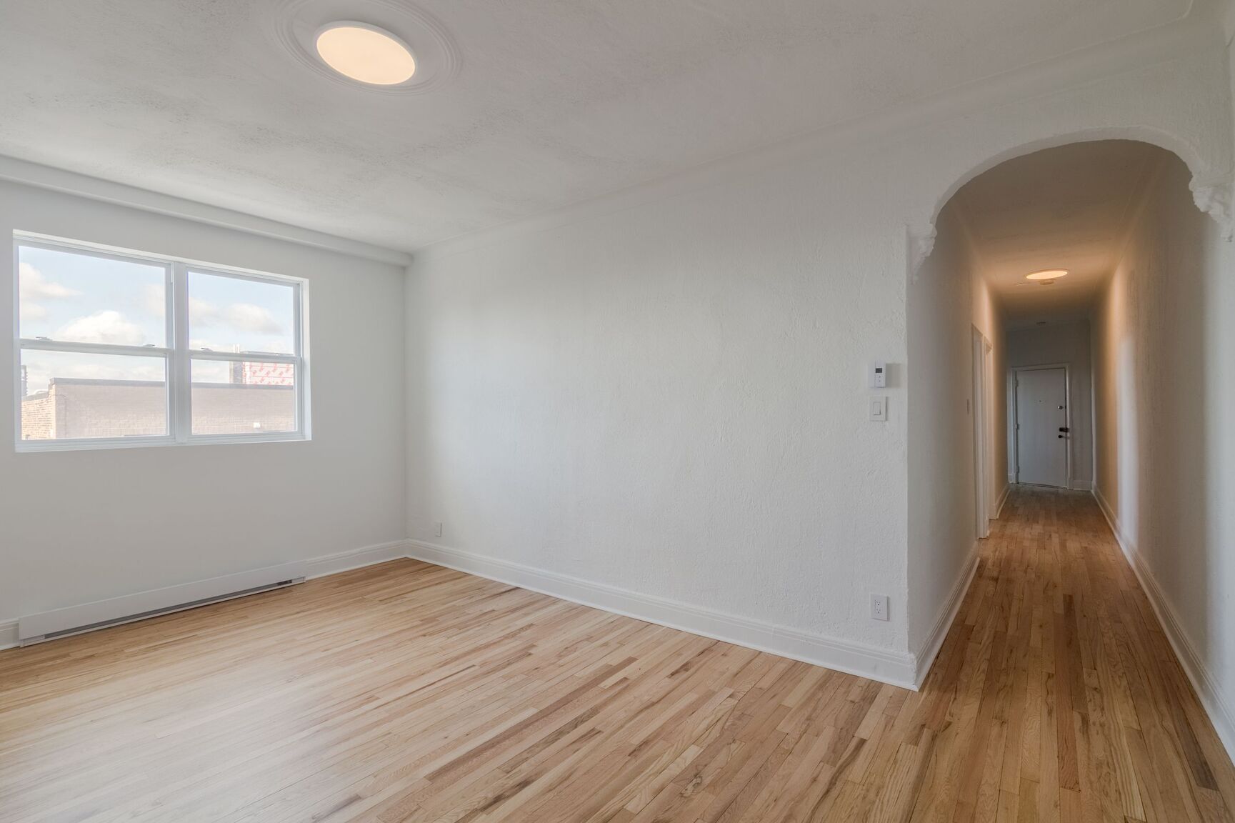 4870 Queen Mary Road - Photo 7
