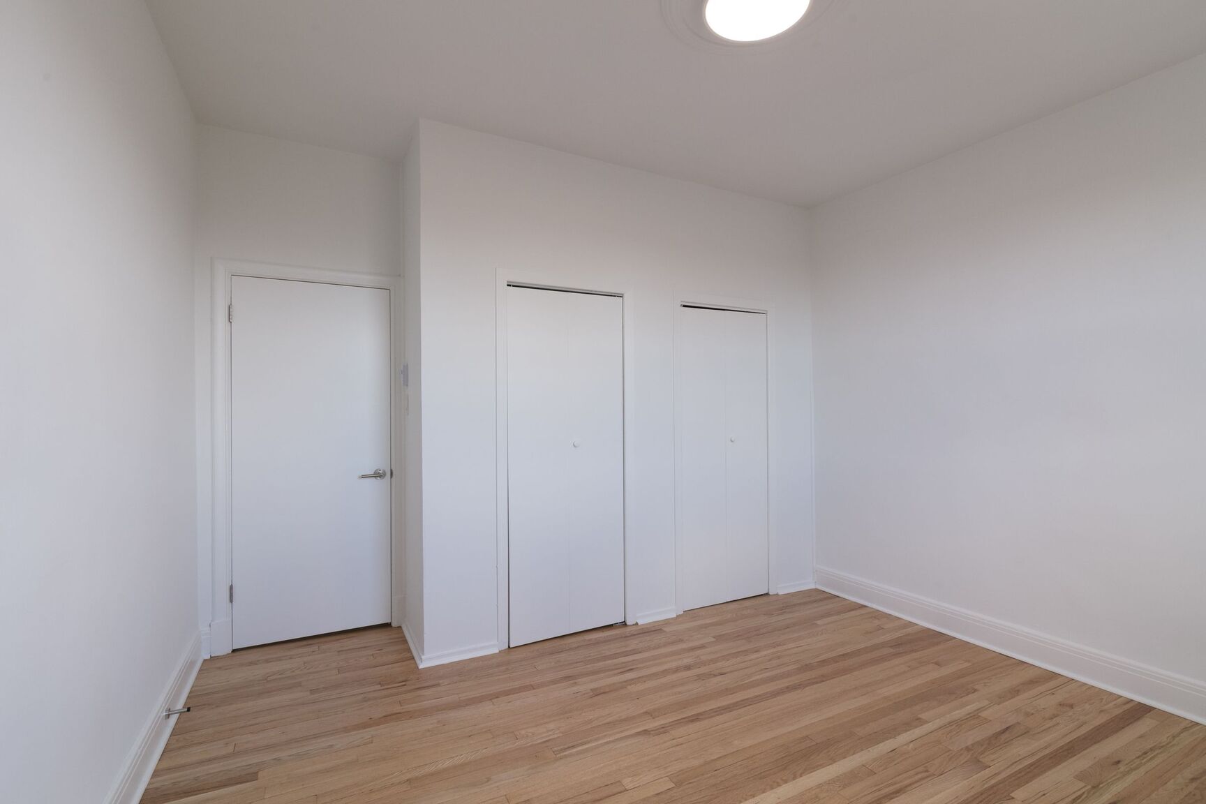 4870 Queen Mary Road - Photo 19