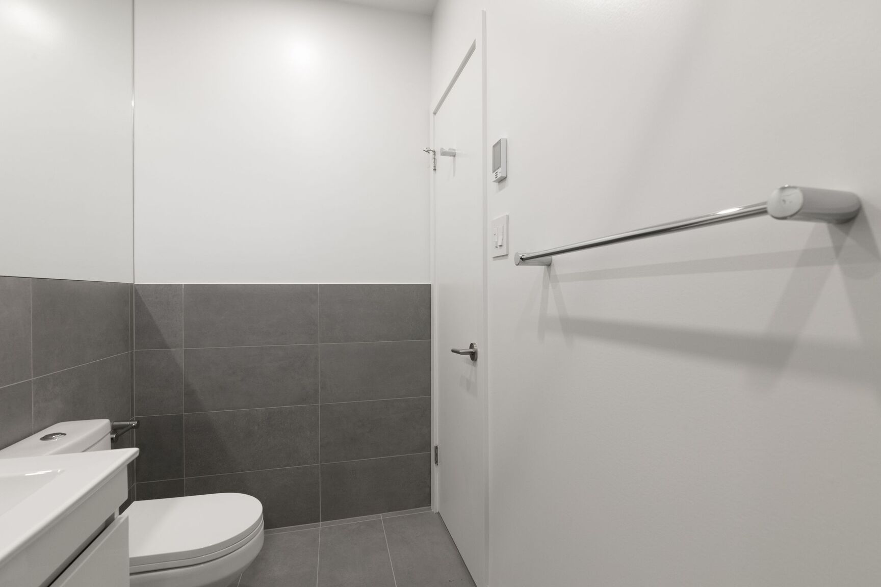 4870 Queen Mary Road - Photo 23
