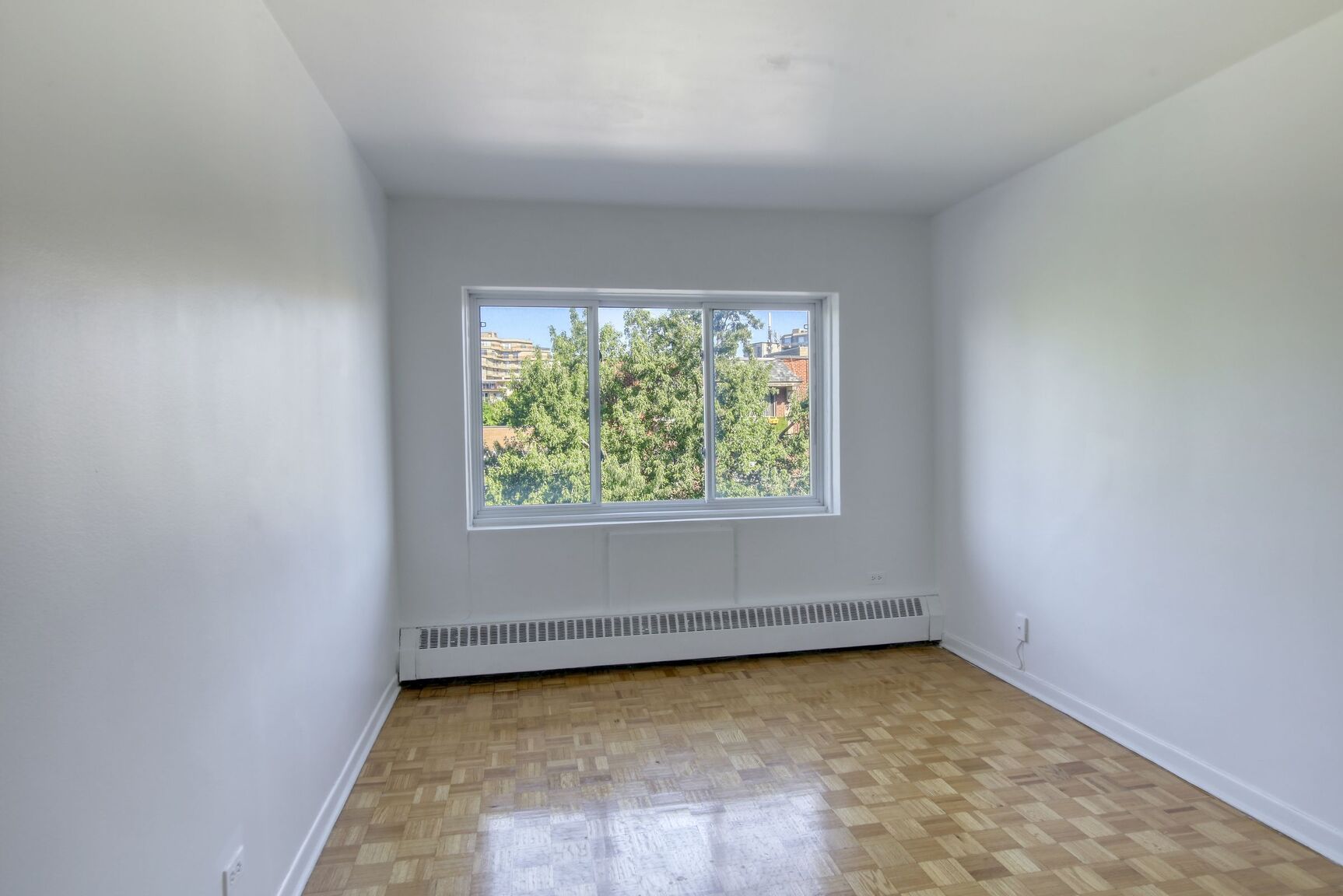 2400 Van Horne Street - Photo 41