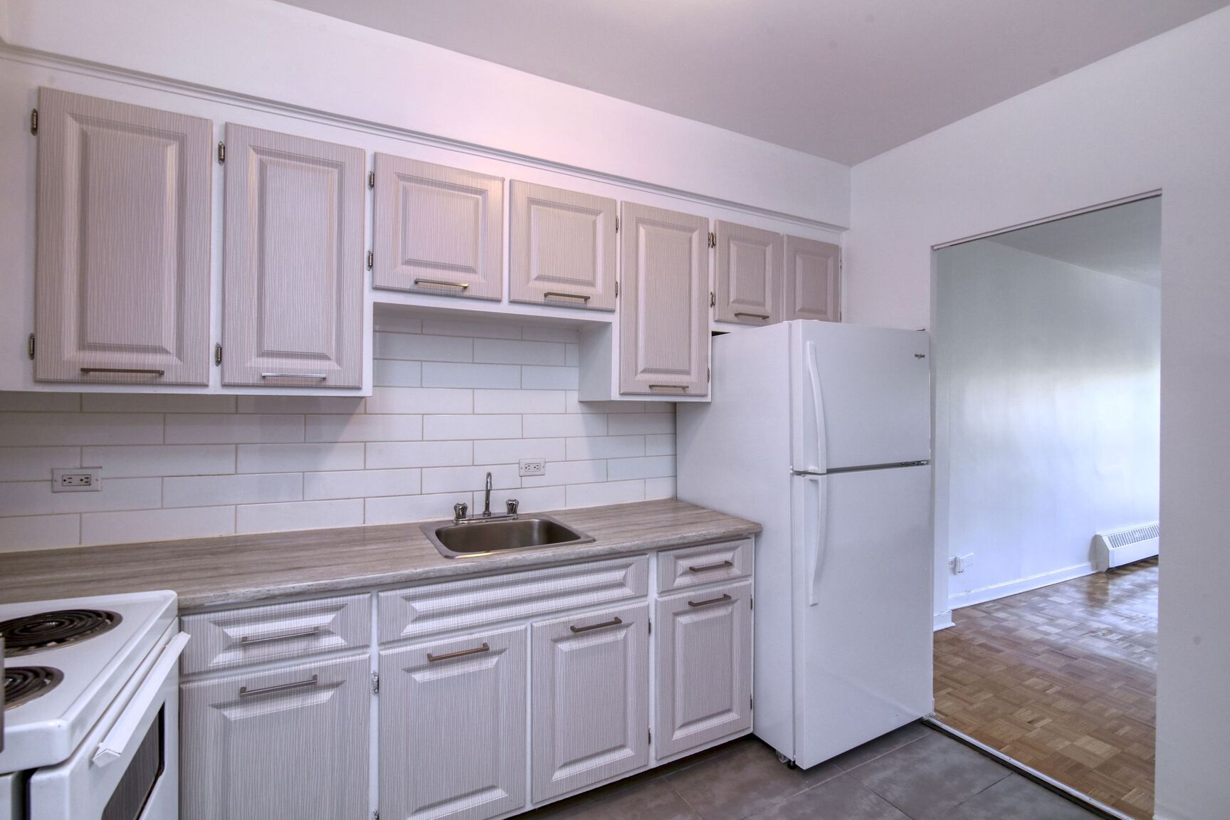 2400 Van Horne Street - Photo 57