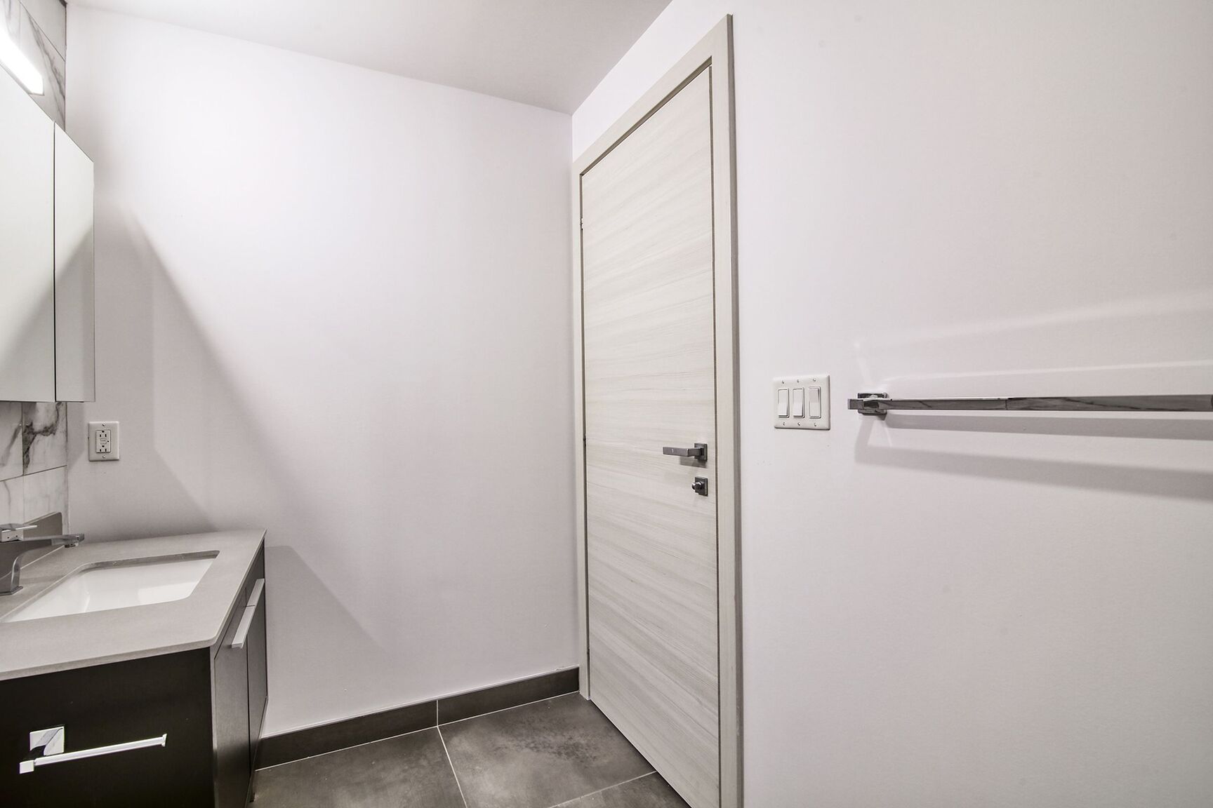 30 Saint Joseph Boulevard Est - Photo 23
