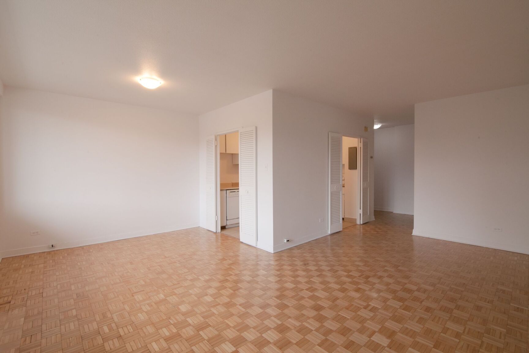 900 Rockland Avenue - Photo 69