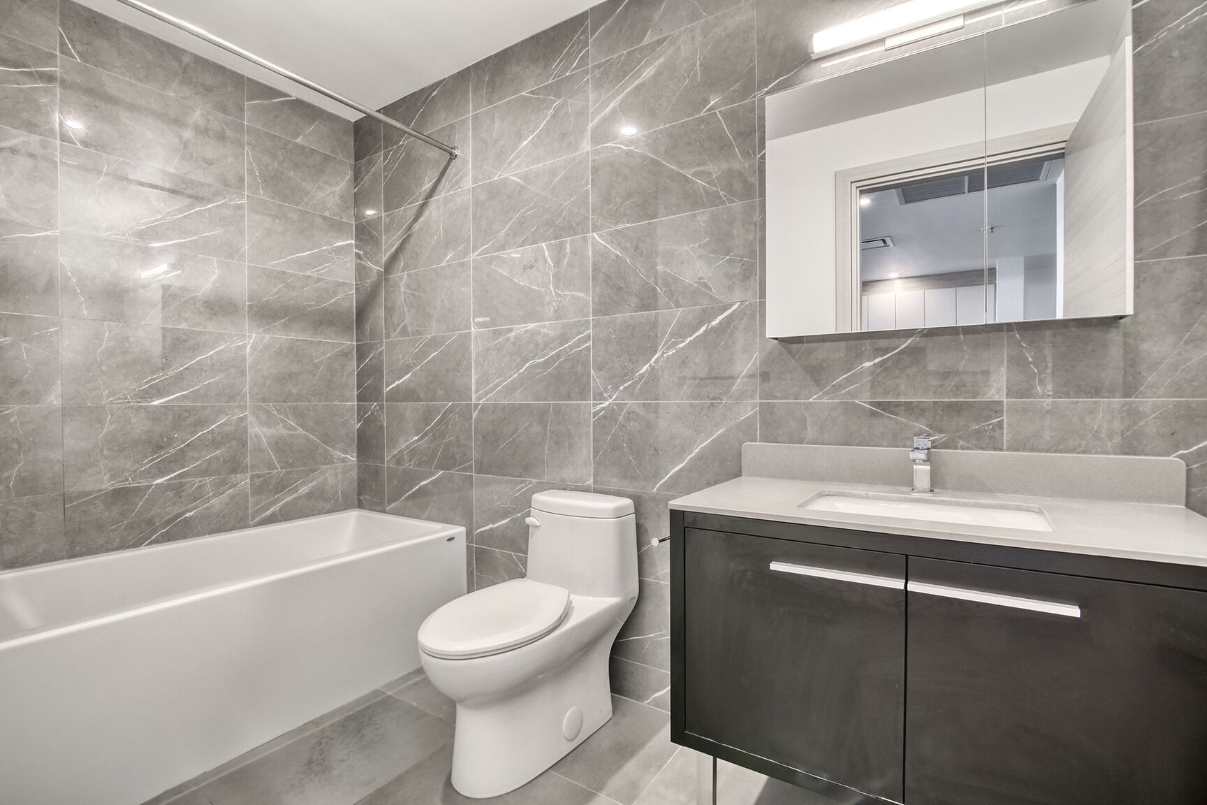 30 Saint Joseph Boulevard Est - Photo 86