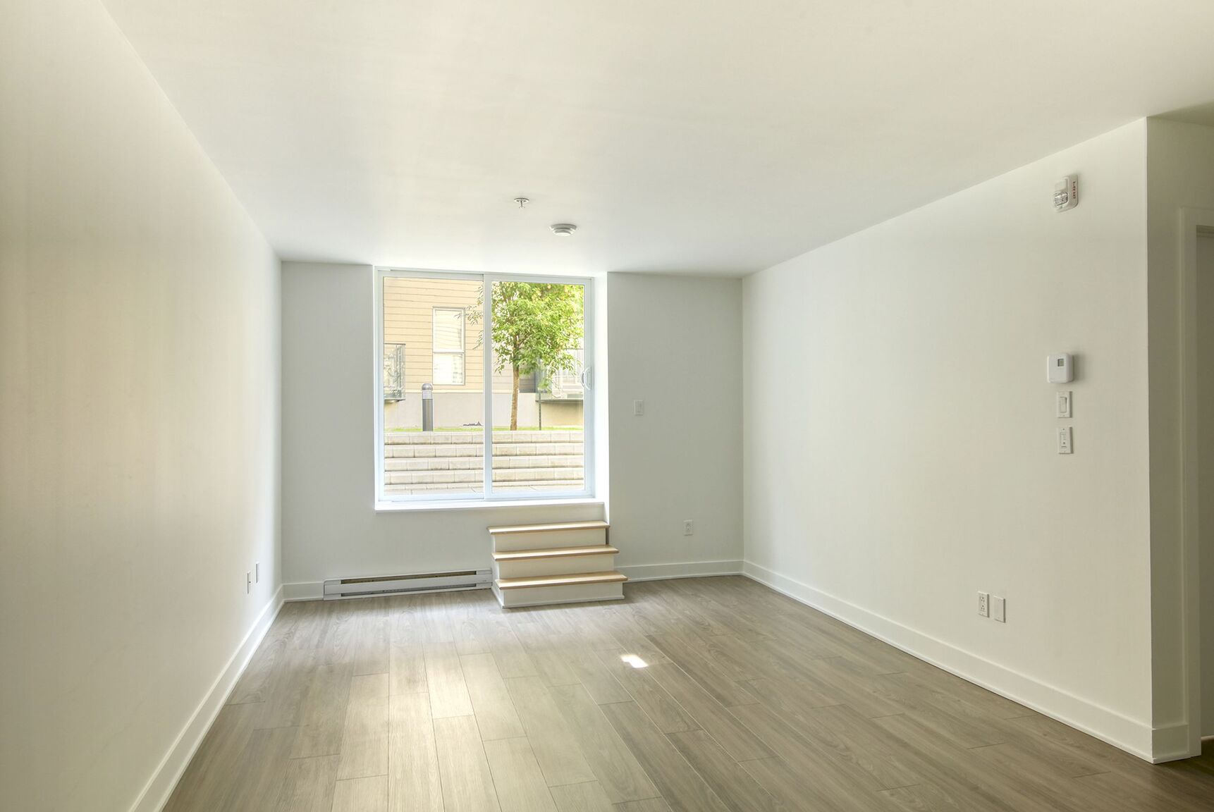 9675 Papineau - Photo 6