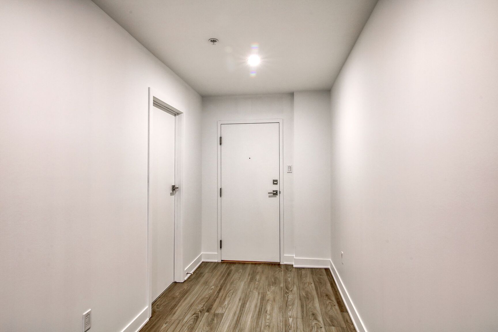 9675 Papineau - Photo 7