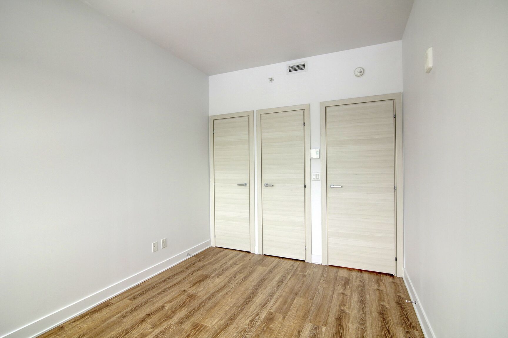 30 Saint Joseph Boulevard Est - Photo 37