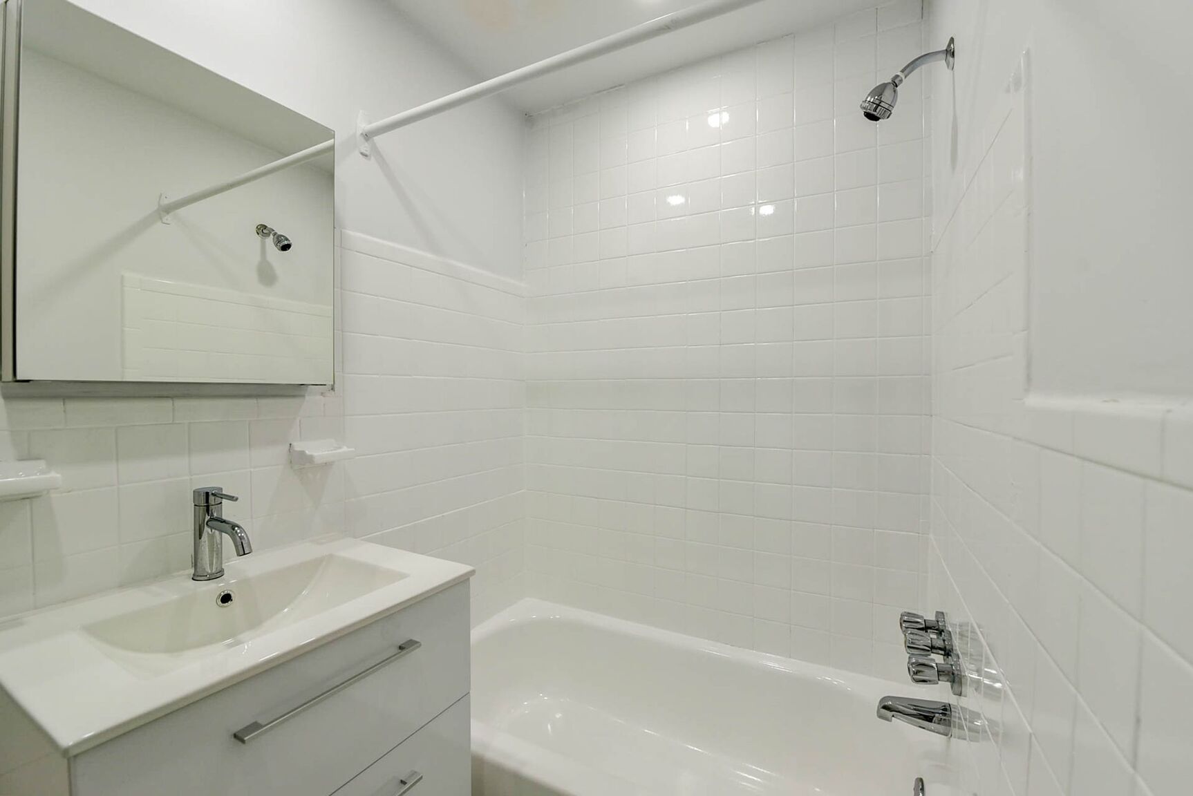 3495 Van Horne - Photo 74