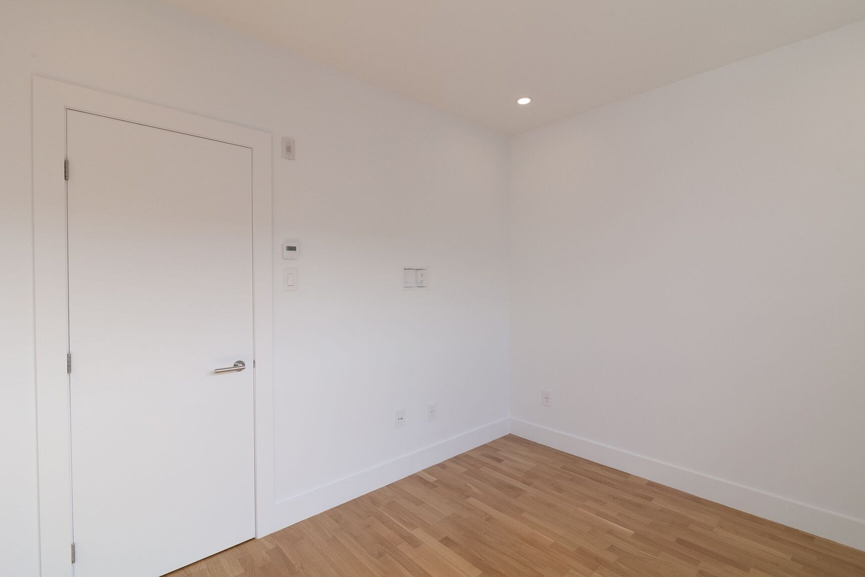 3495 Van Horne - Photo 17