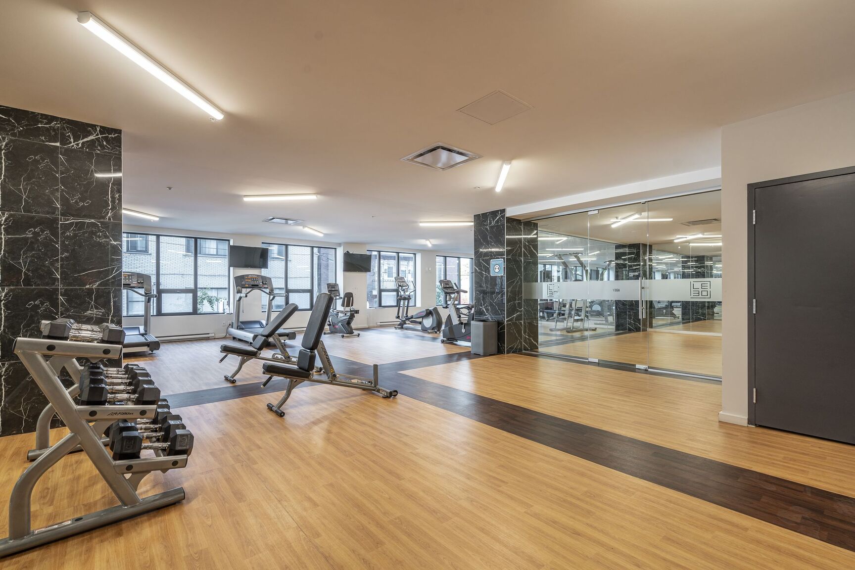 30 Saint Joseph Boulevard Est - Photo 105