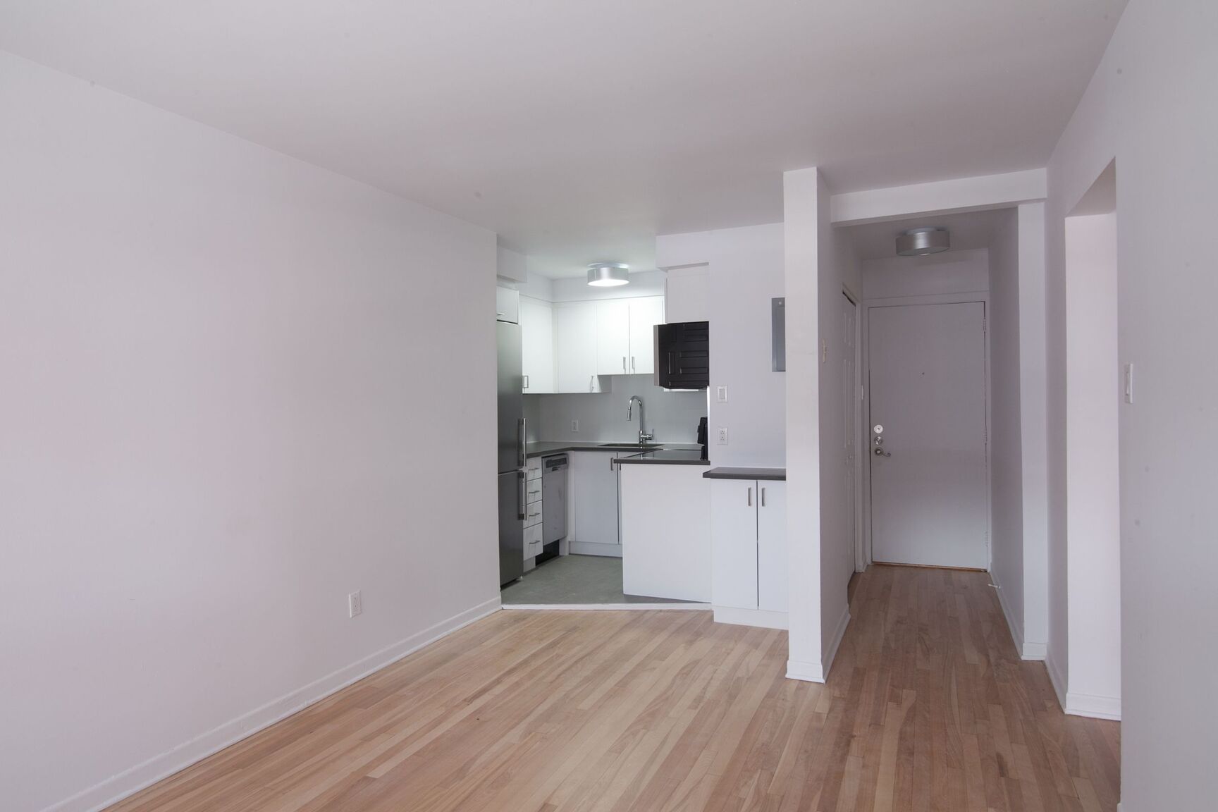 4570-4590 Queen Mary - Photo 12
