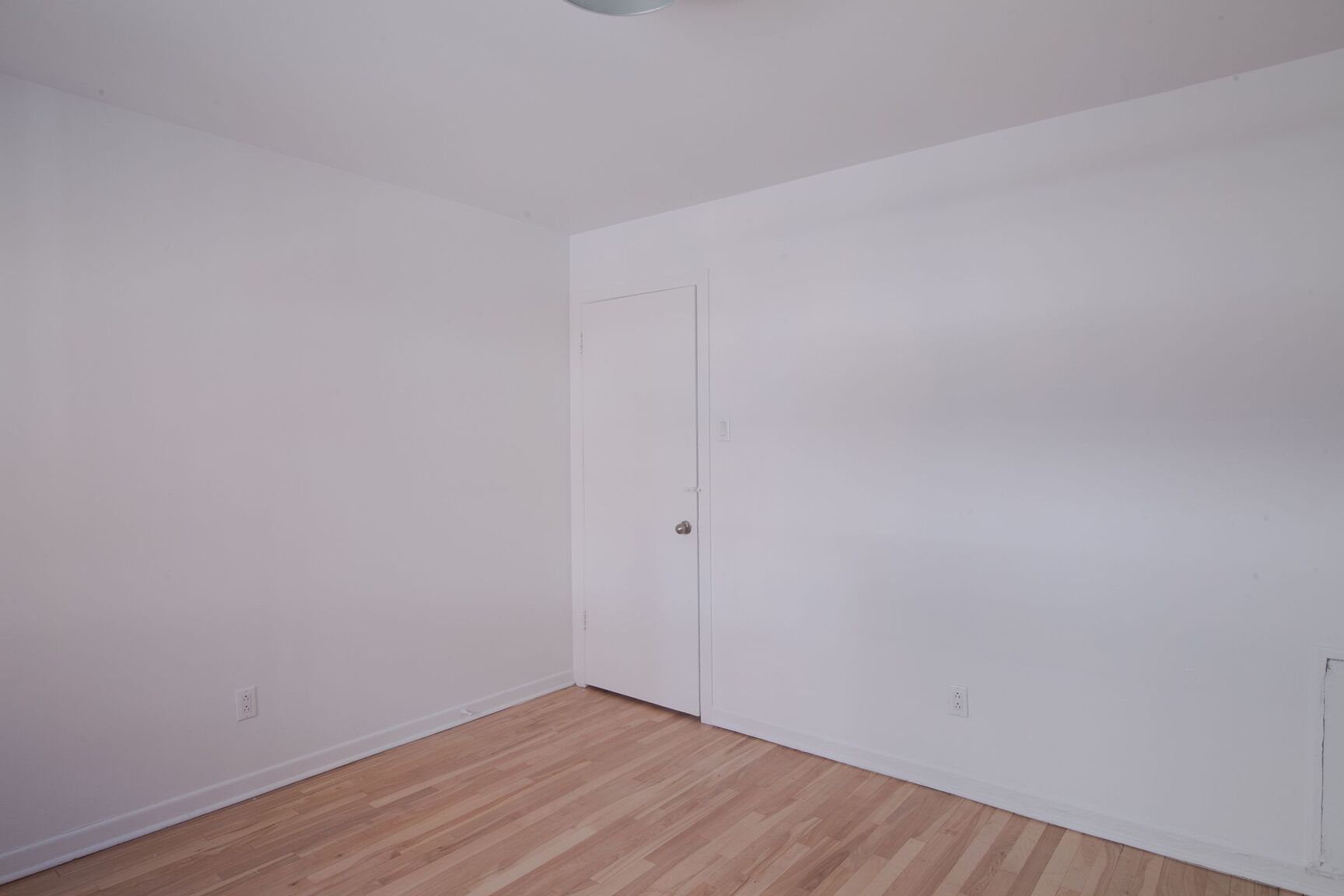 4570-4590 Queen Mary - Photo 15