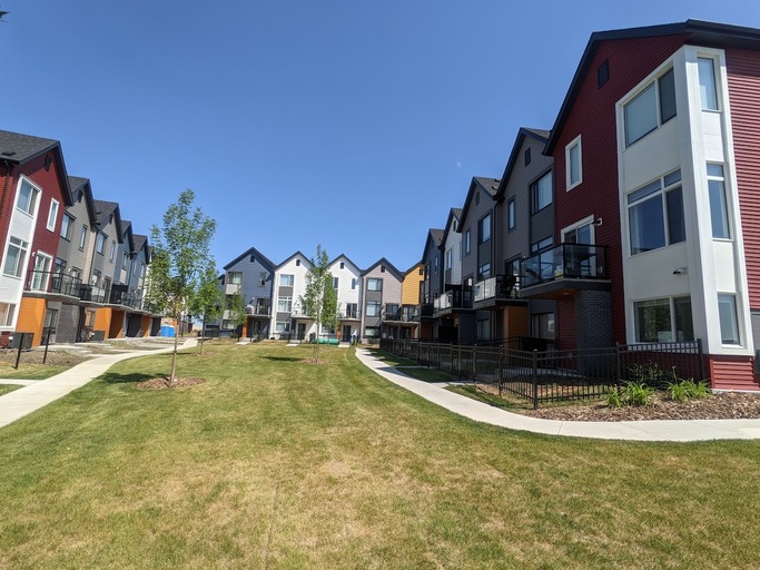 c867041e93314fad9b40625fbec2b457.jpg 1010 Rabbit Hill Rd SW - 79 - -