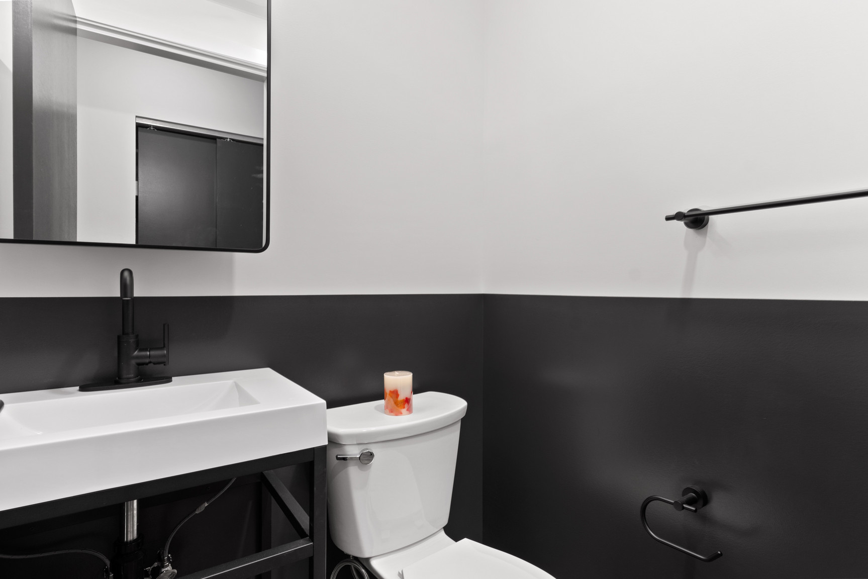 ALMA Gastown - 455 Abbott Street - Photo 9