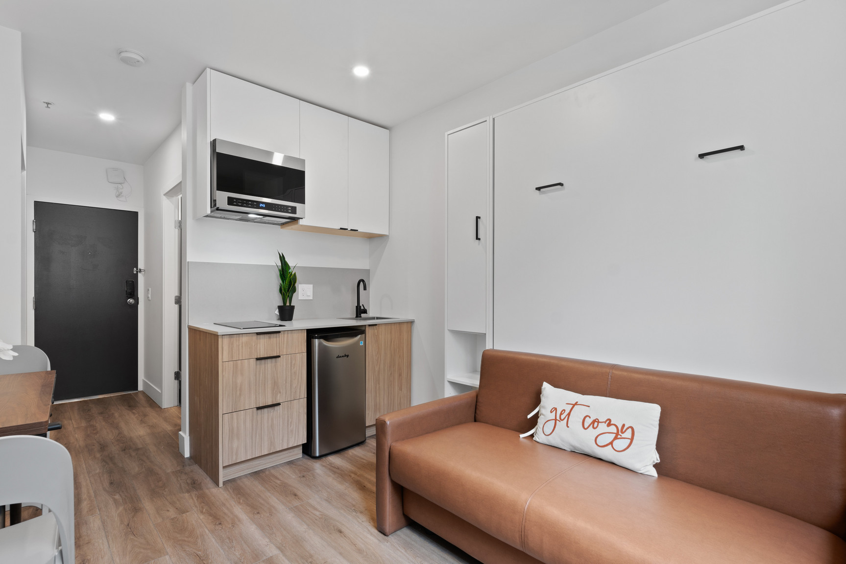 ALMA Gastown - 455 Abbott Street - Photo 6