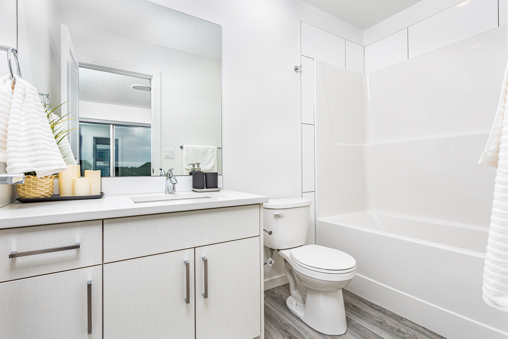 2-3 Bed Townhomes in Paisley - Photo 6