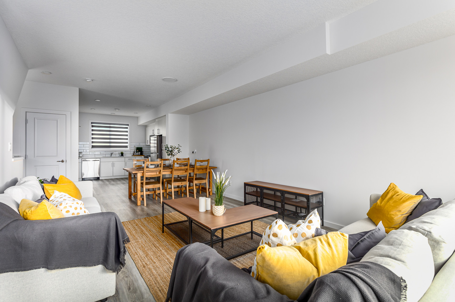 2-3 Bed Townhomes in Paisley - Photo 4