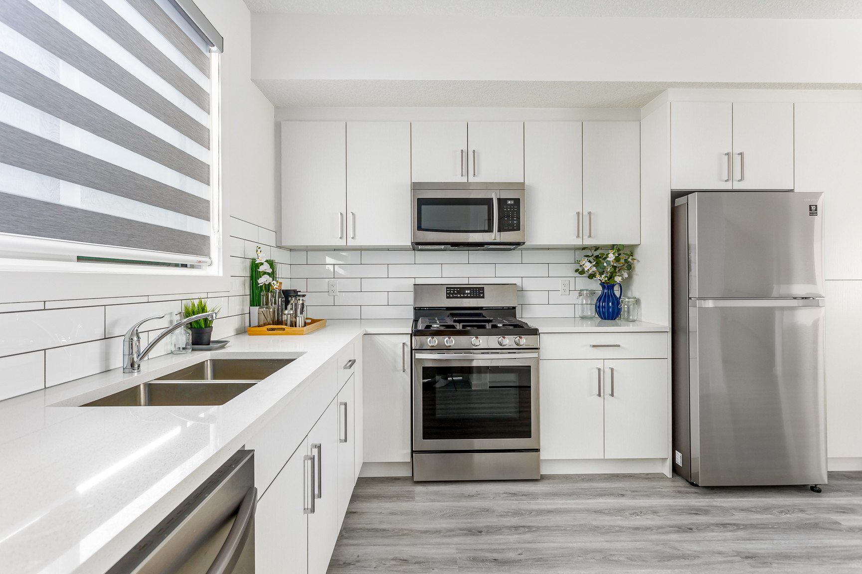 2-3 Bed Townhomes in Paisley - Photo 5