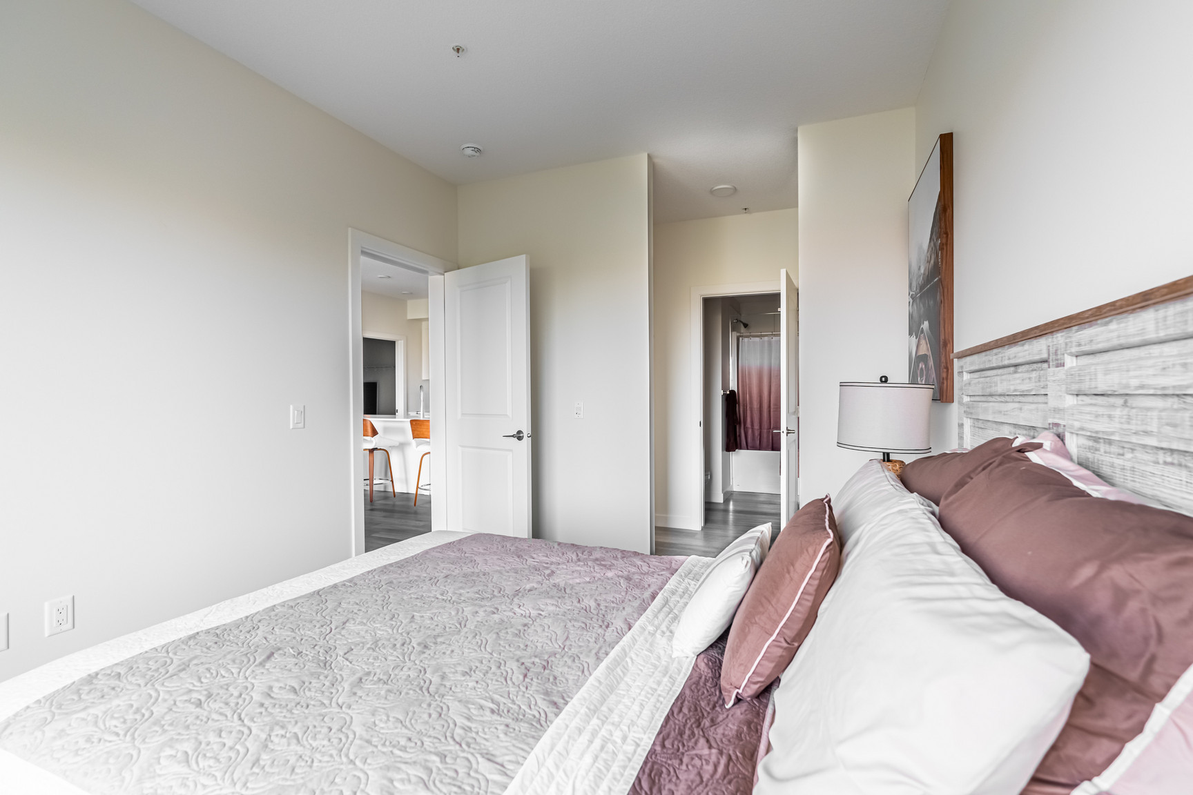 Chappelle 28 Apartment - Photo 13