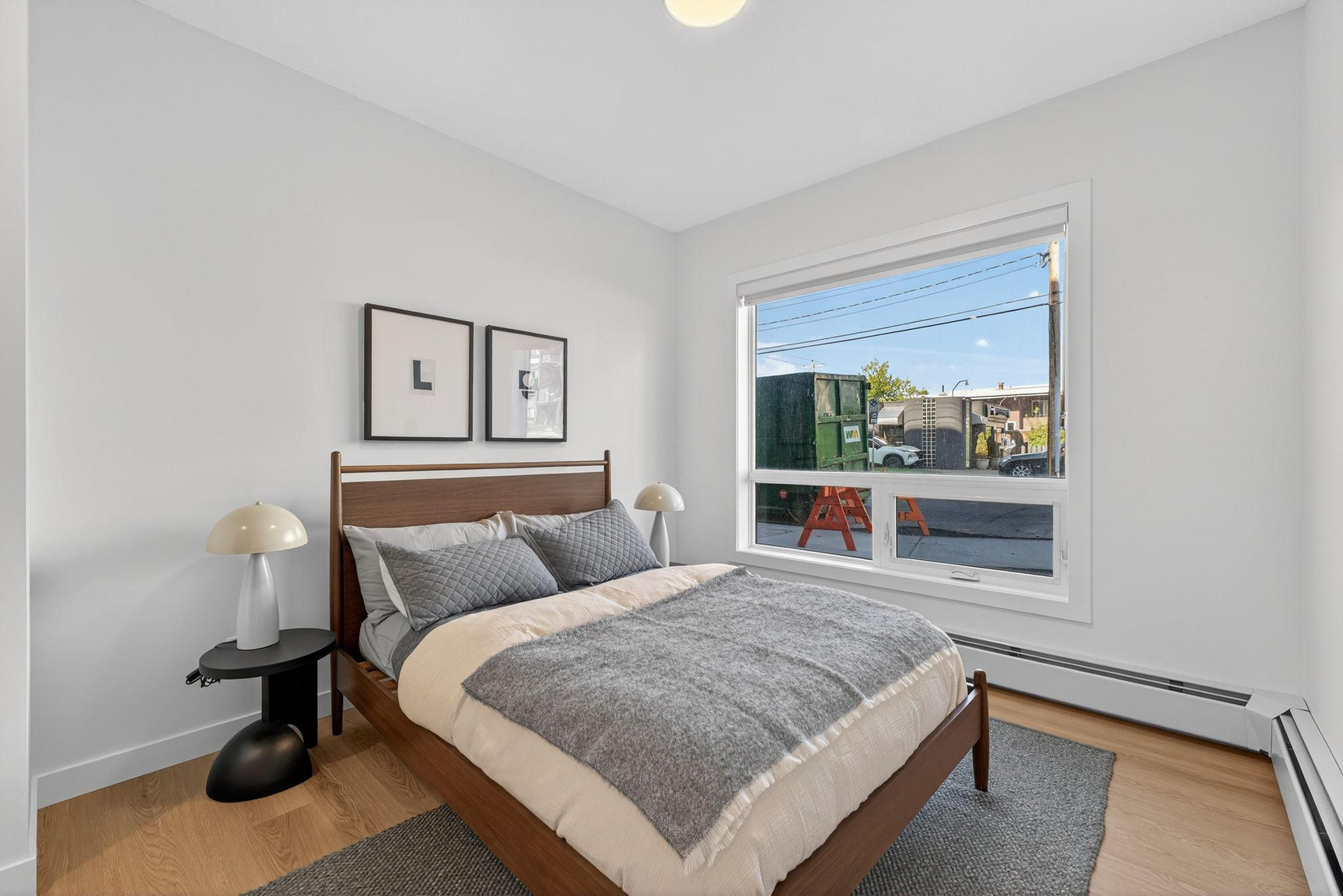 Kings Landing Apartment - Photo 15