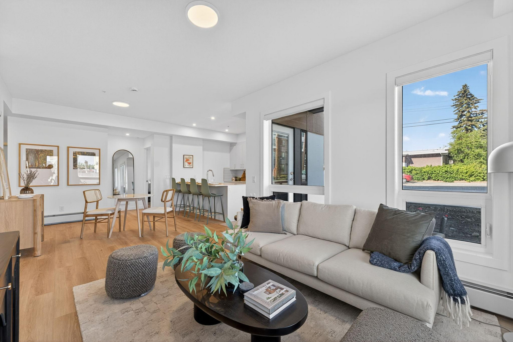 Kings Landing Apartment - Photo 23