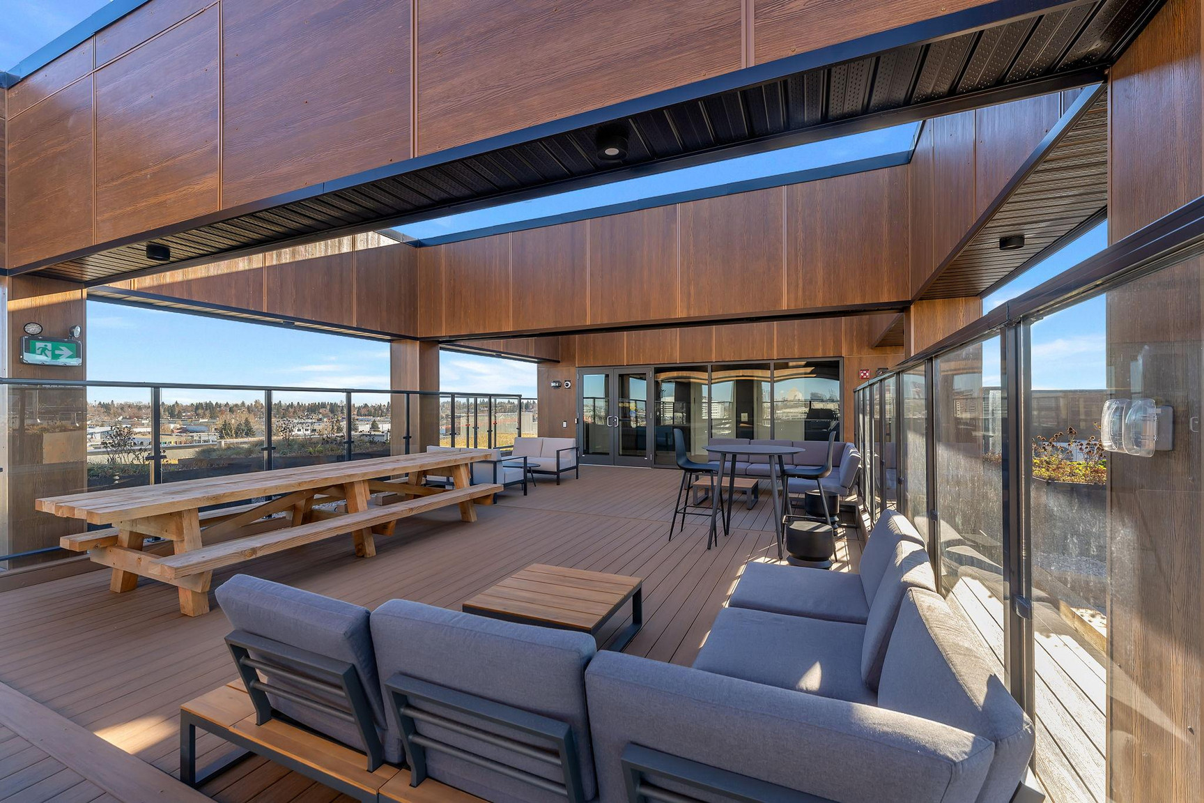 Kings Landing Apartment - Photo 26