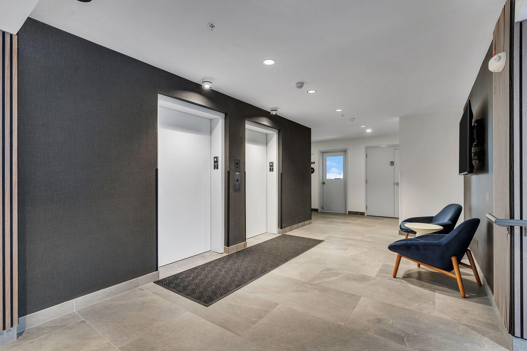 Kings Landing Apartment - Photo 29