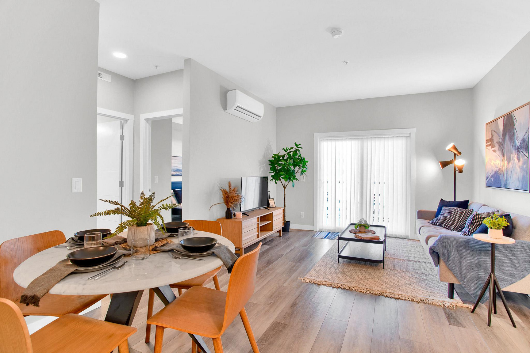 Plaza Apartments - Photo 9
