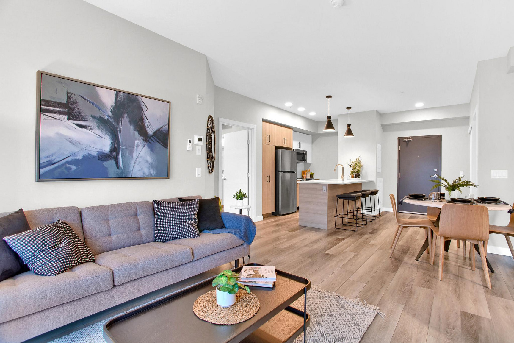 Plaza Apartments - Photo 5