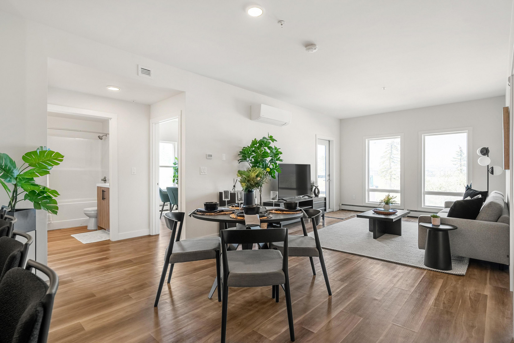 Podium Apartments - Photo 16