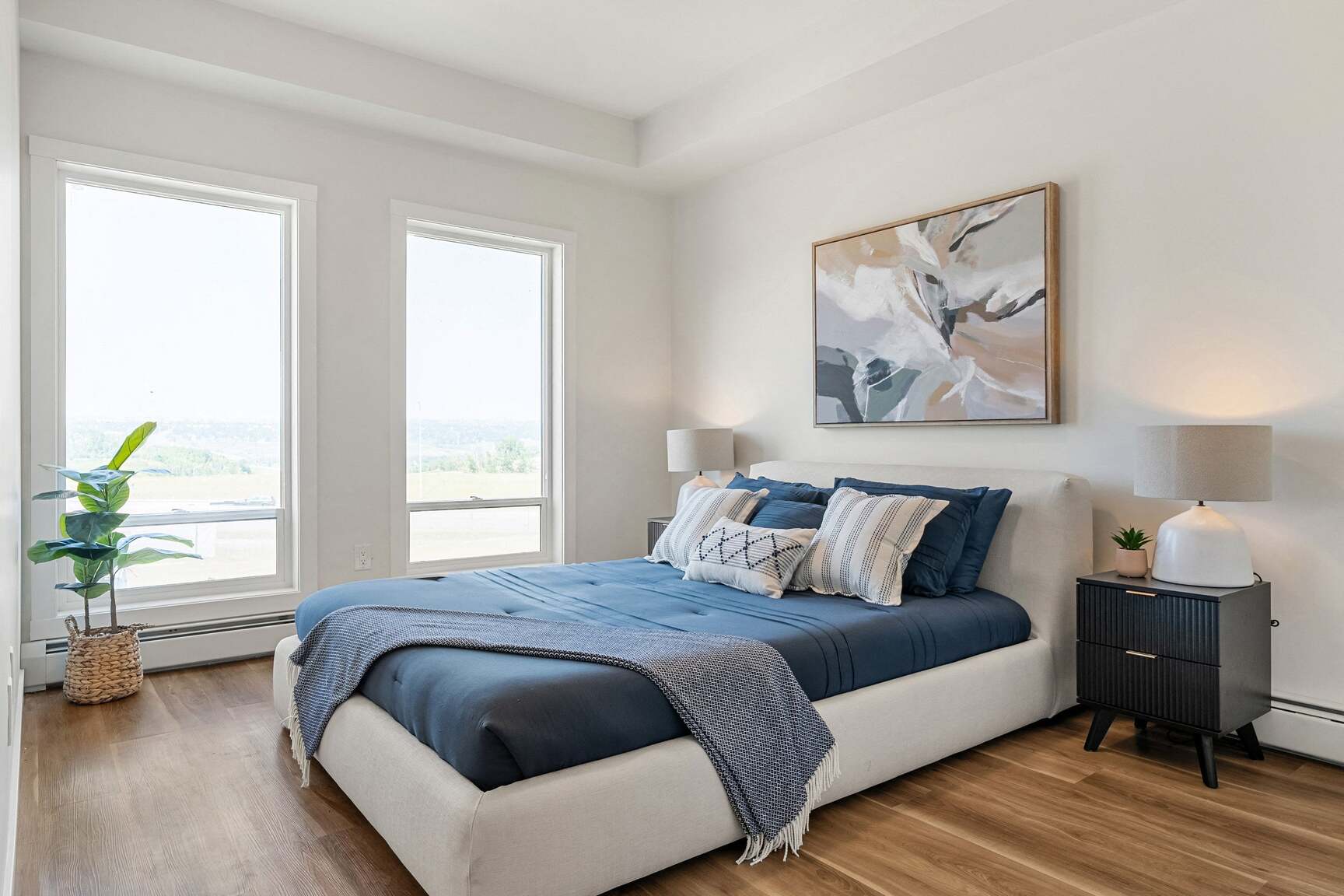 Podium Apartments - Photo 11
