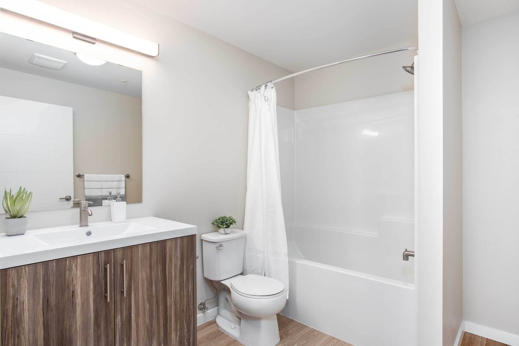 G17 Apartments at Tamarack - Photo 15