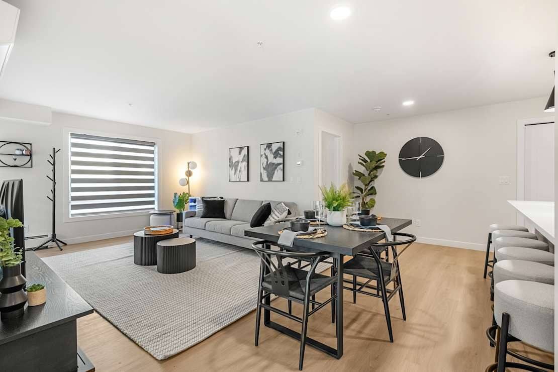 Skyway Apartments - Photo 9