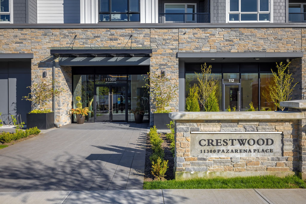 Crestwood Apartments