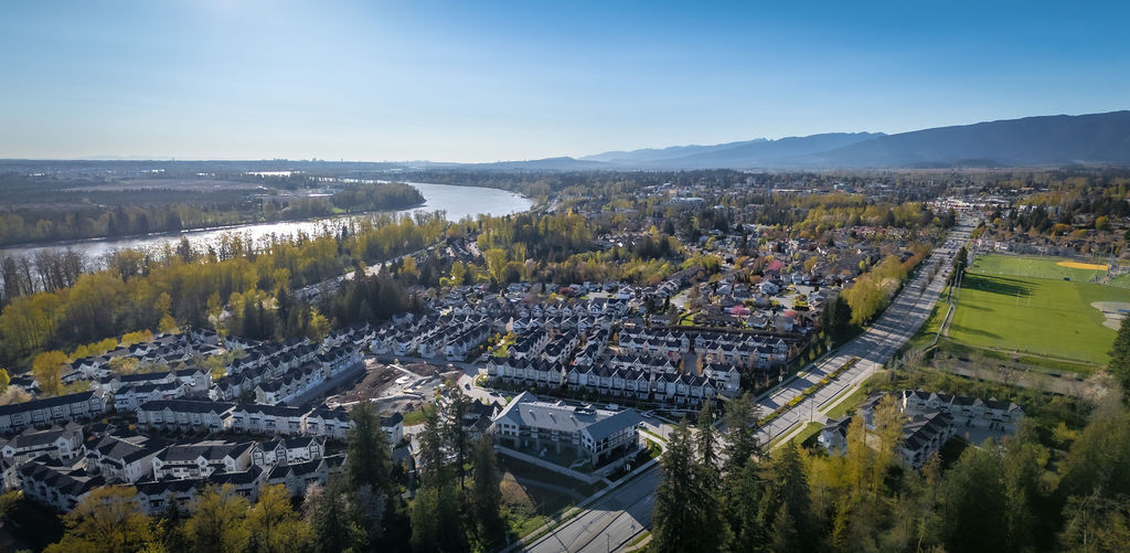Crestwood Apartments - Photo 4