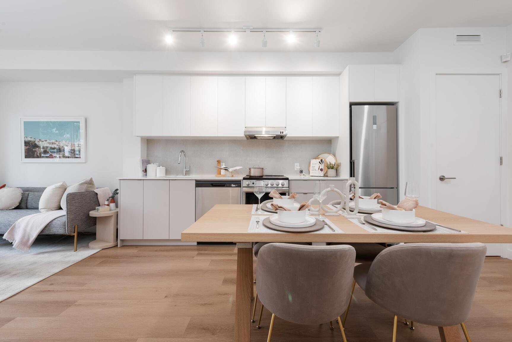 Jinju - Mid Rise - Photo 16